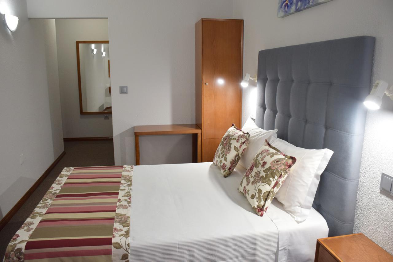 Lusitana Hotel OOporto Chambre photo